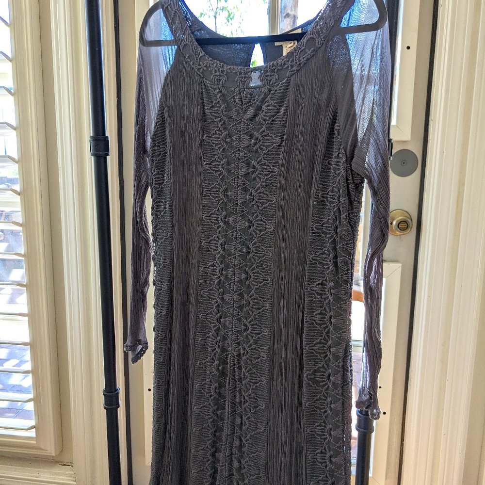 Sundance grey crinkle lace dress with underslip - size 10